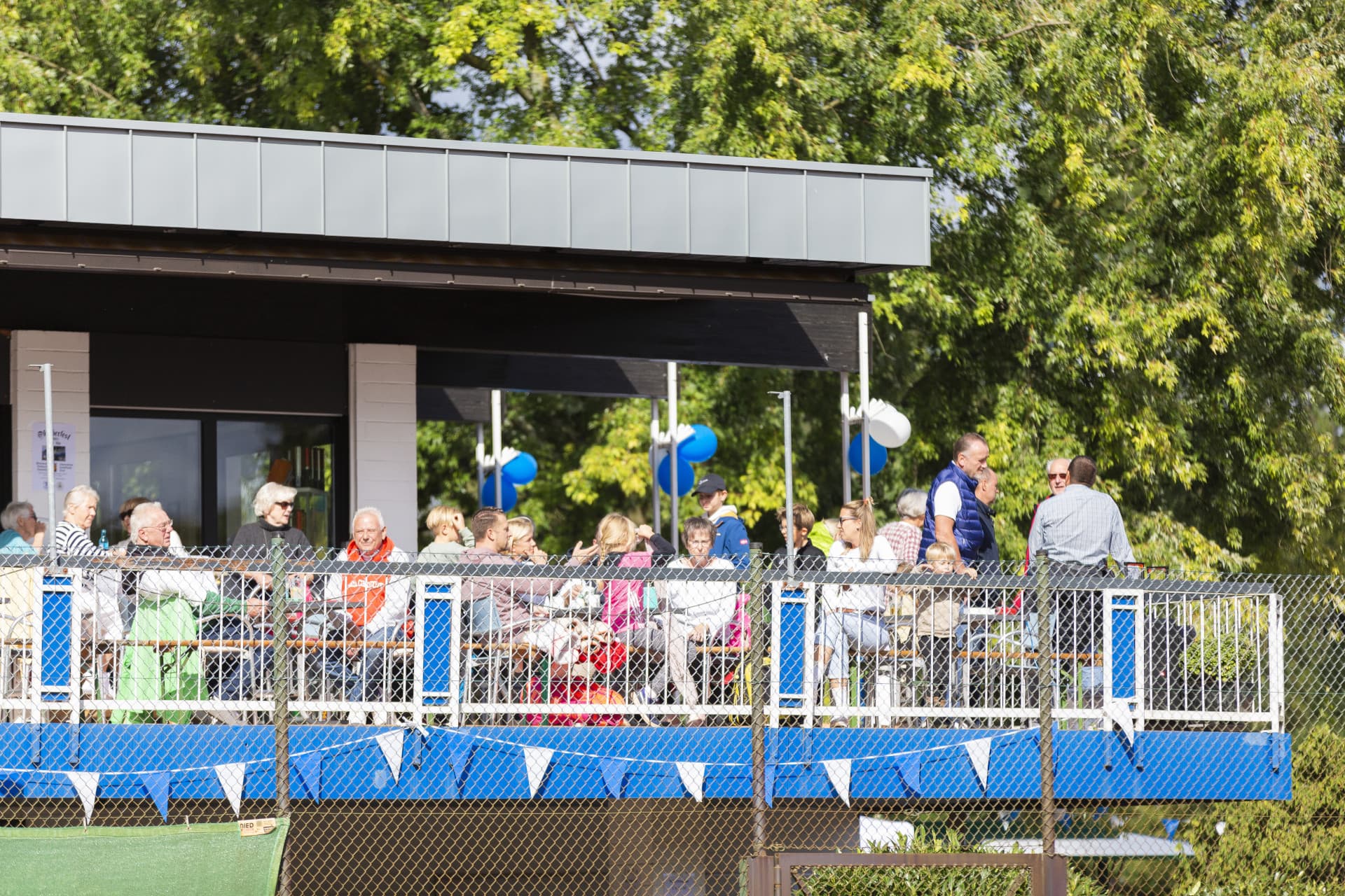 Gemütliches Clubhaus